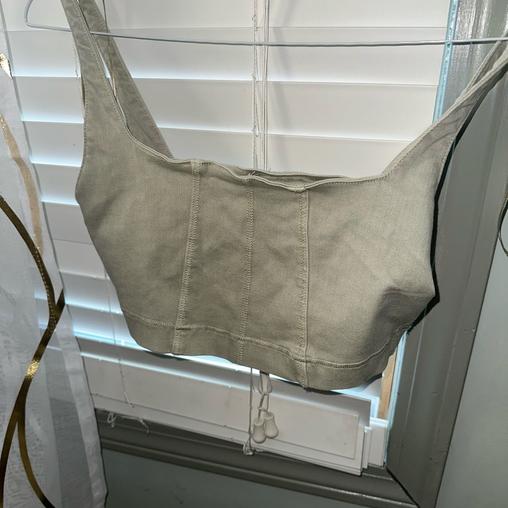 Tan Crop Top size M